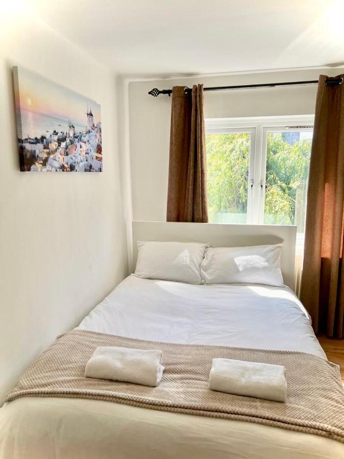 Canary Wharf Holiday 4* Londra
